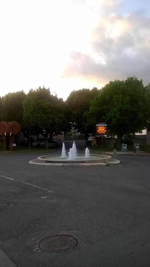 Gite De Claire Lectoure Buitenkant foto