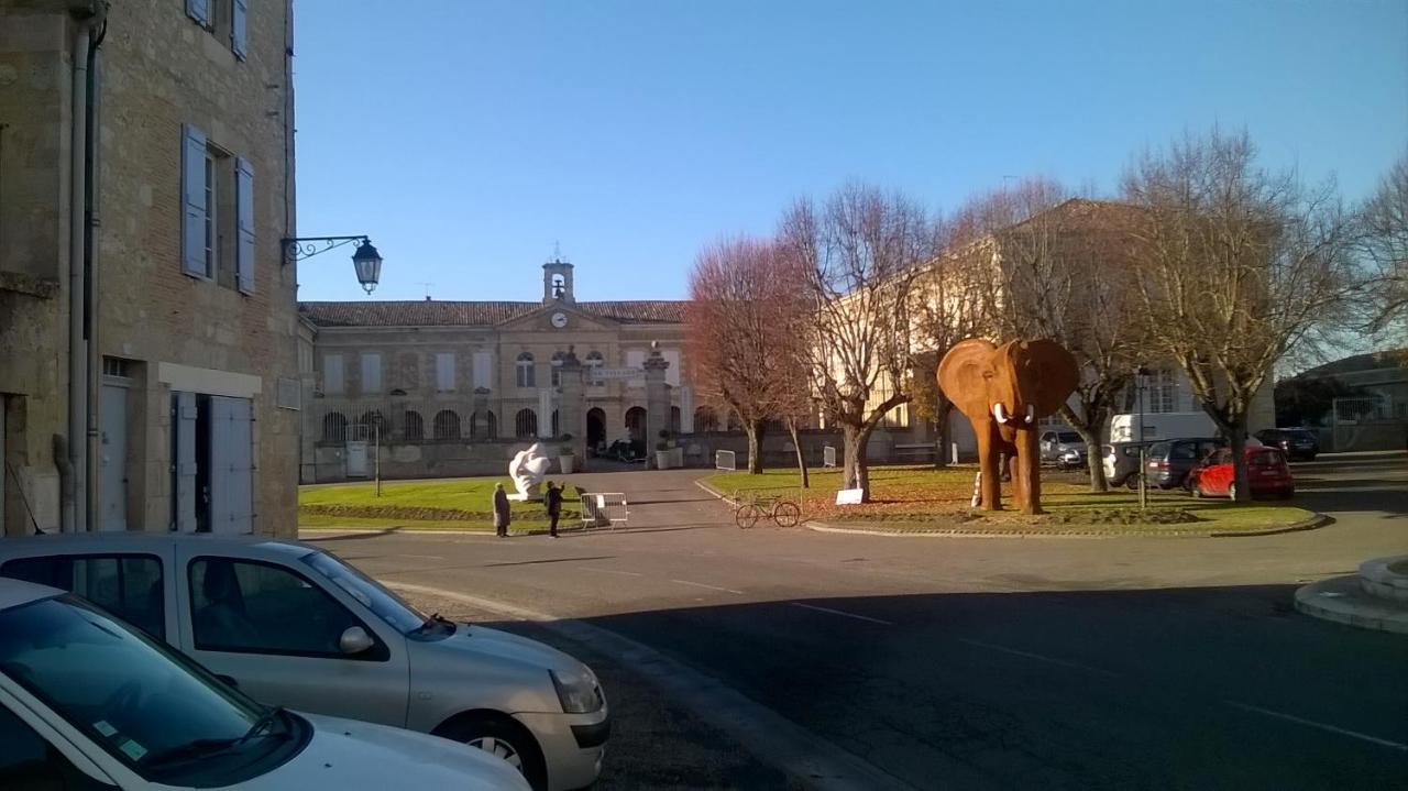 Gite De Claire Lectoure Buitenkant foto
